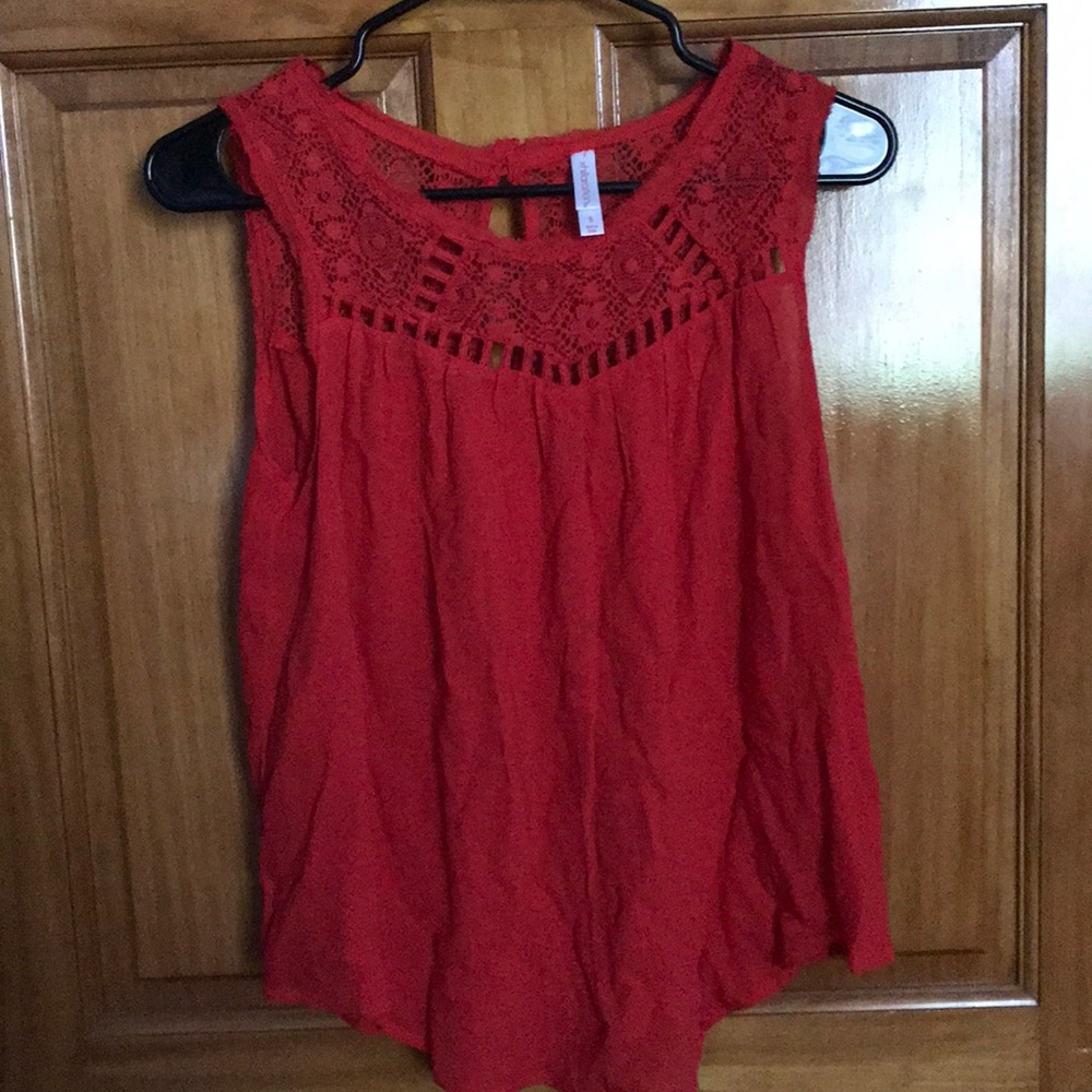 Red tank